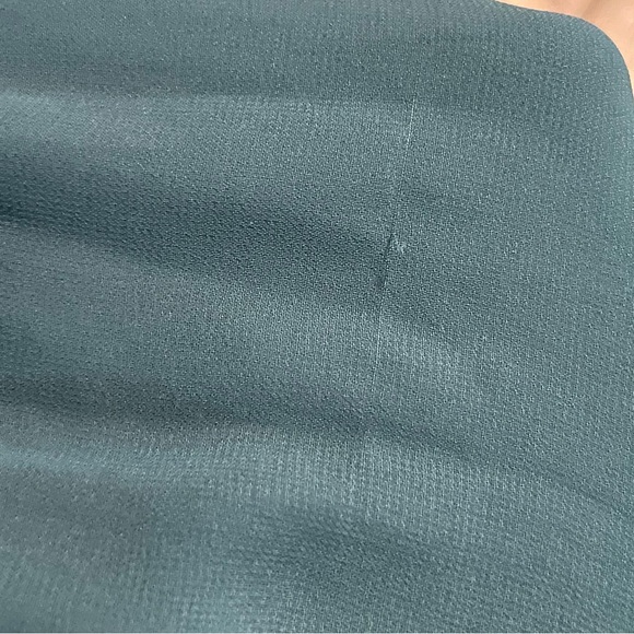 Adrianna Papell Hunter Green Off Shoulder Crepe Chiffon Gown Size 14 - Picture 4 of 5